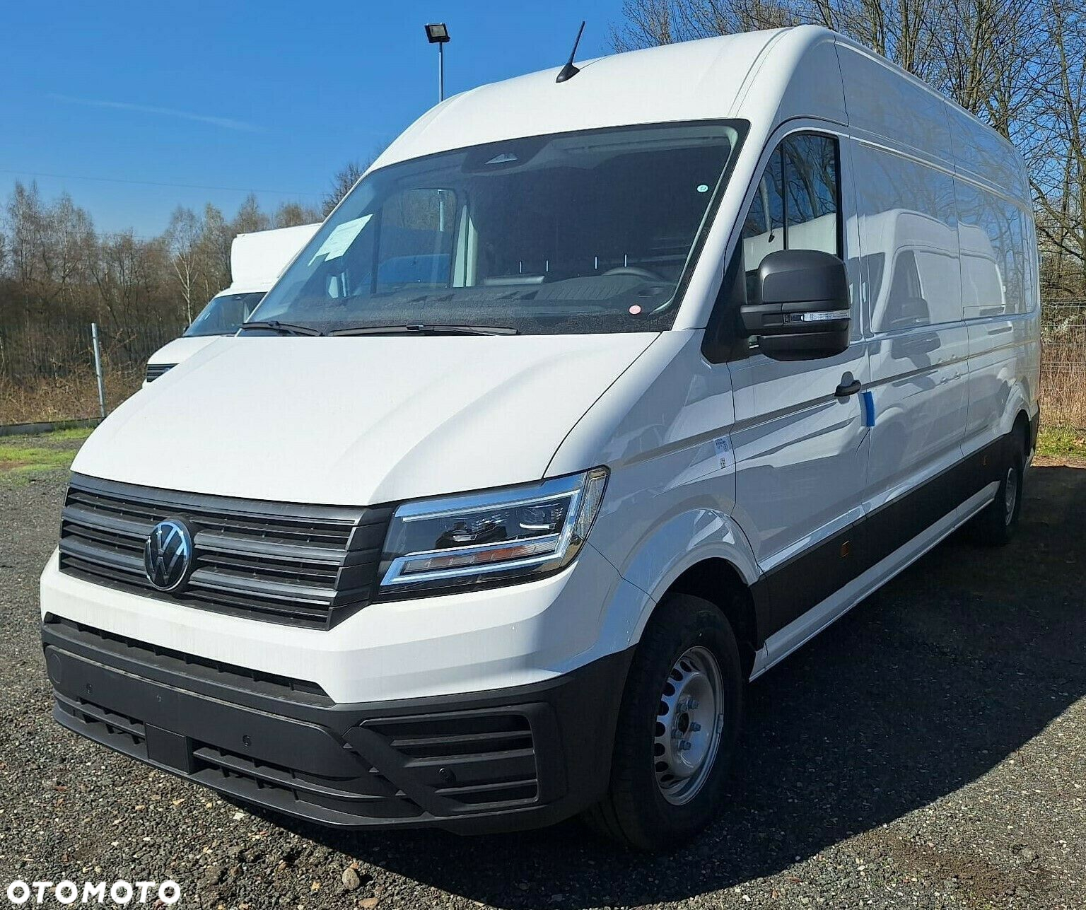 Volkswagen Crafter Crafter 35 Furgon z wysokim dachem silnik: 2,0 l EU6 SCR 177 KM / skrzynia biegów: 4MOTION automatyczna 8-biegowa rozstaw osi: 4490 mm - 2