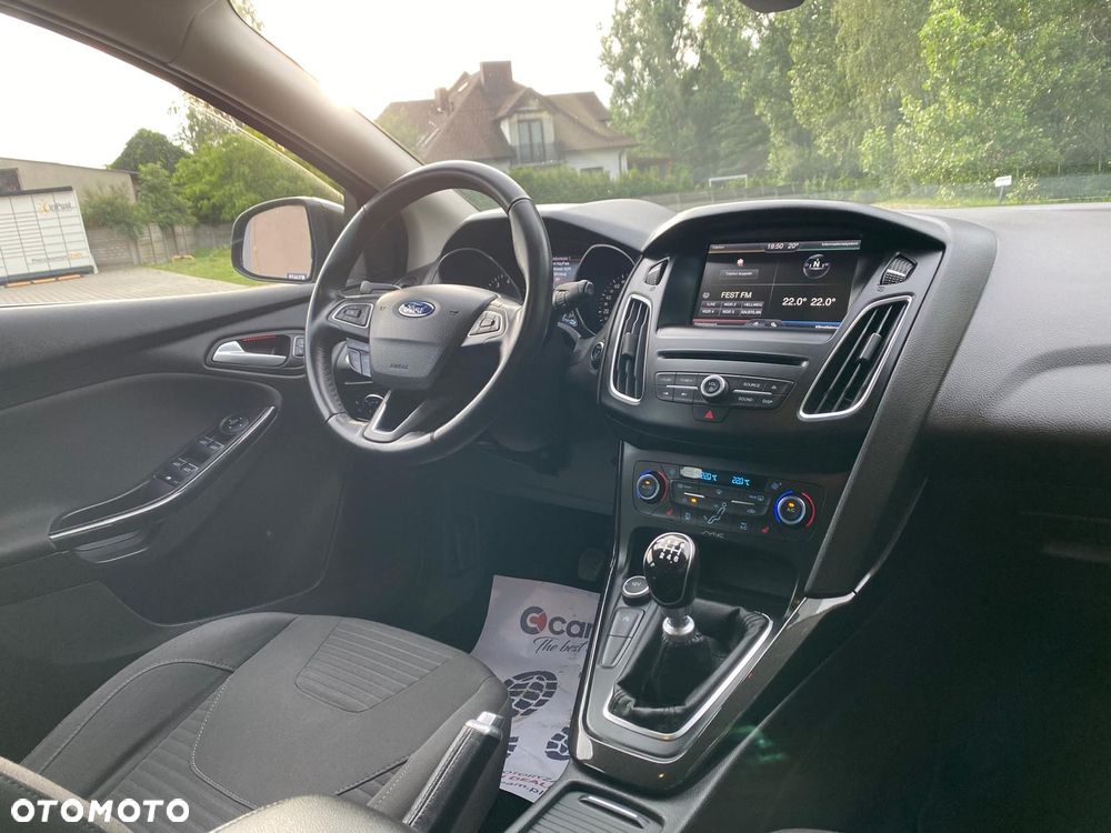 Ford Focus 1.0 EcoBoost Titanium - 8