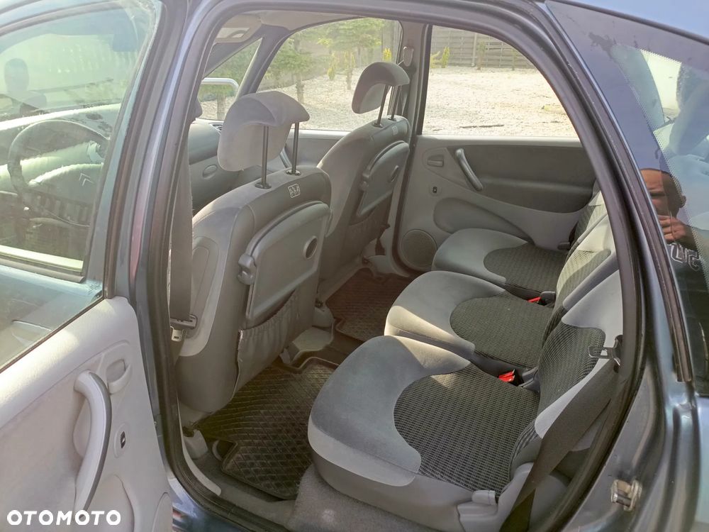 Citroën Xsara Picasso - 7