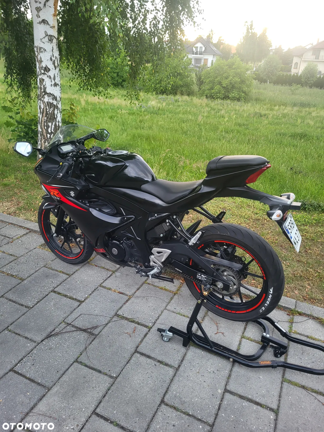 Suzuki GSX-R - 17