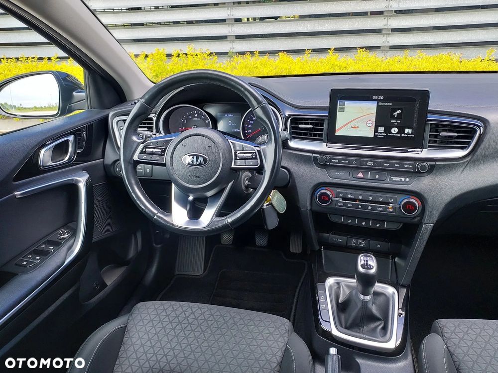 Kia Ceed 1.4 T-GDI OPF Platinum Edition - 27