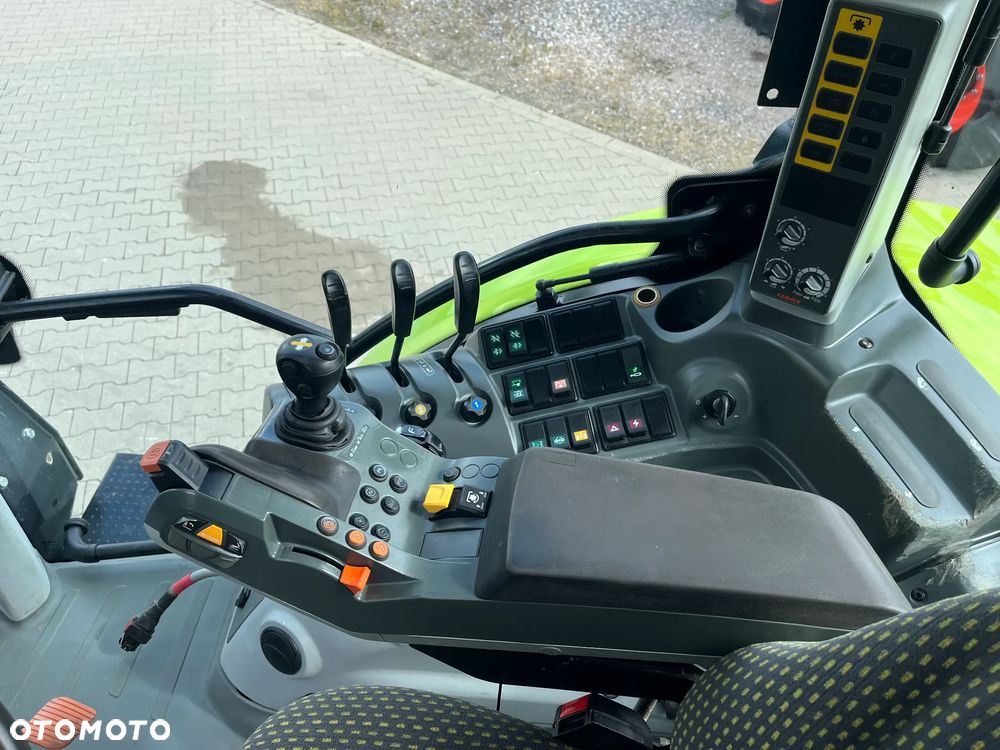 Claas Arion 530 - 14