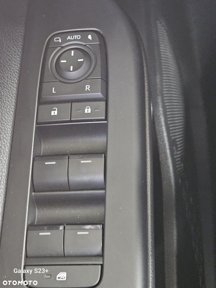 Toyota C-HR 2.0 Hybrid Dynamic Force Executive - 12