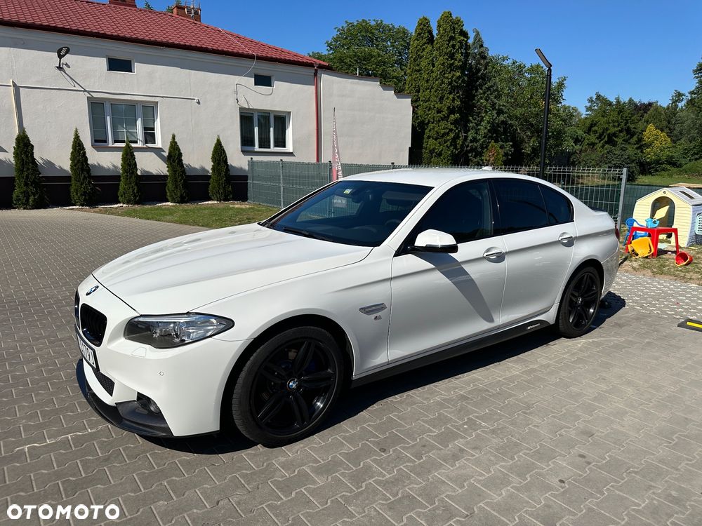 BMW Seria 5 520d xDrive - 2