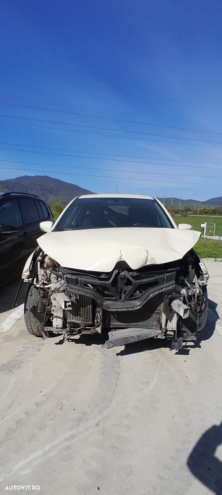 Dezmembram Renault Captur 1.5 dCi K9K 608 - 4
