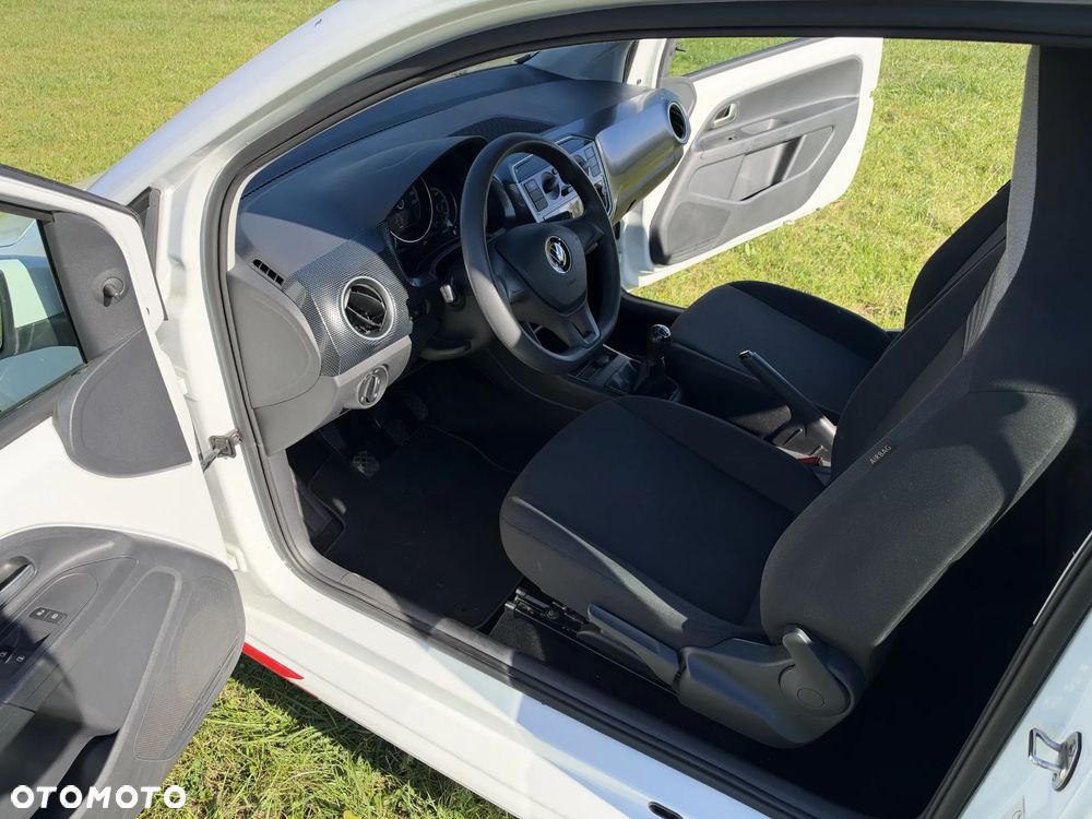 Volkswagen up! - 23