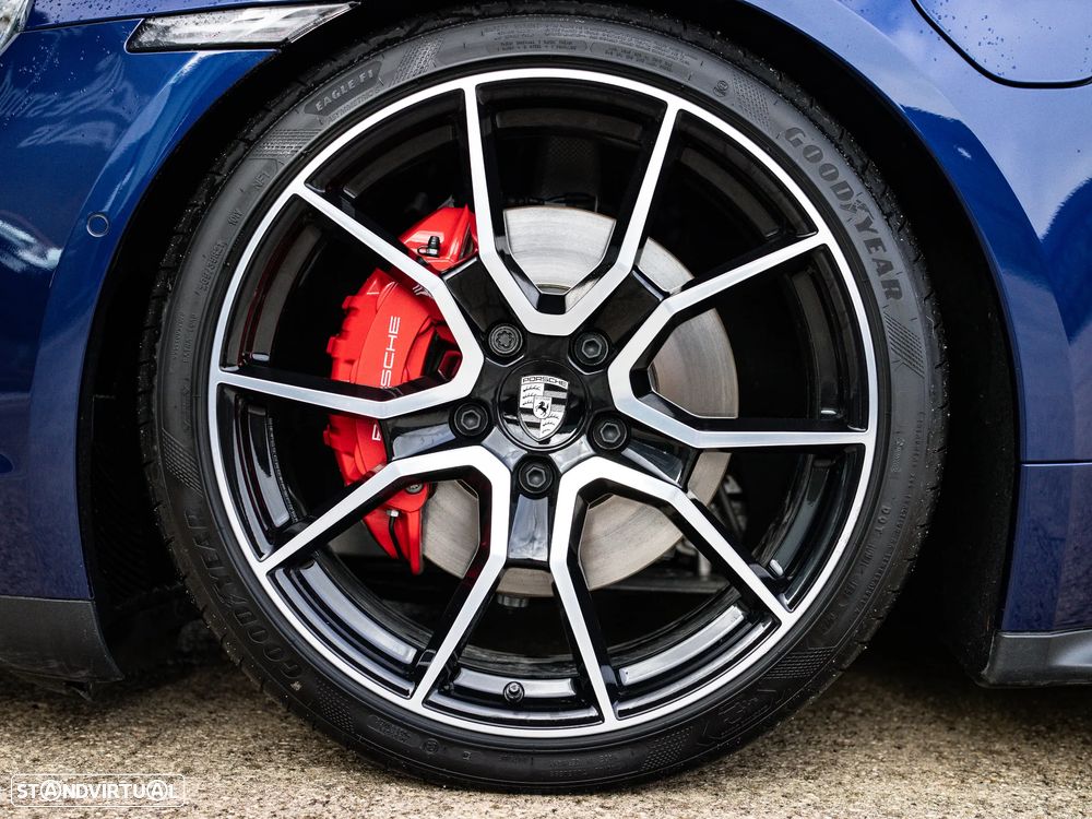 Porsche Taycan 4S - 60