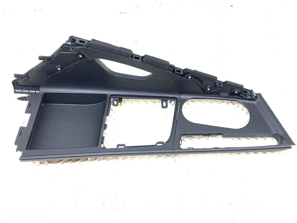 TUNEL ŚRODKOWY  HYUNDAI ELANTRA VII sedan (CN7) 2020 - 2022 1.6 90 kW [123 KM] benzyna 2020 - 2022 - 1