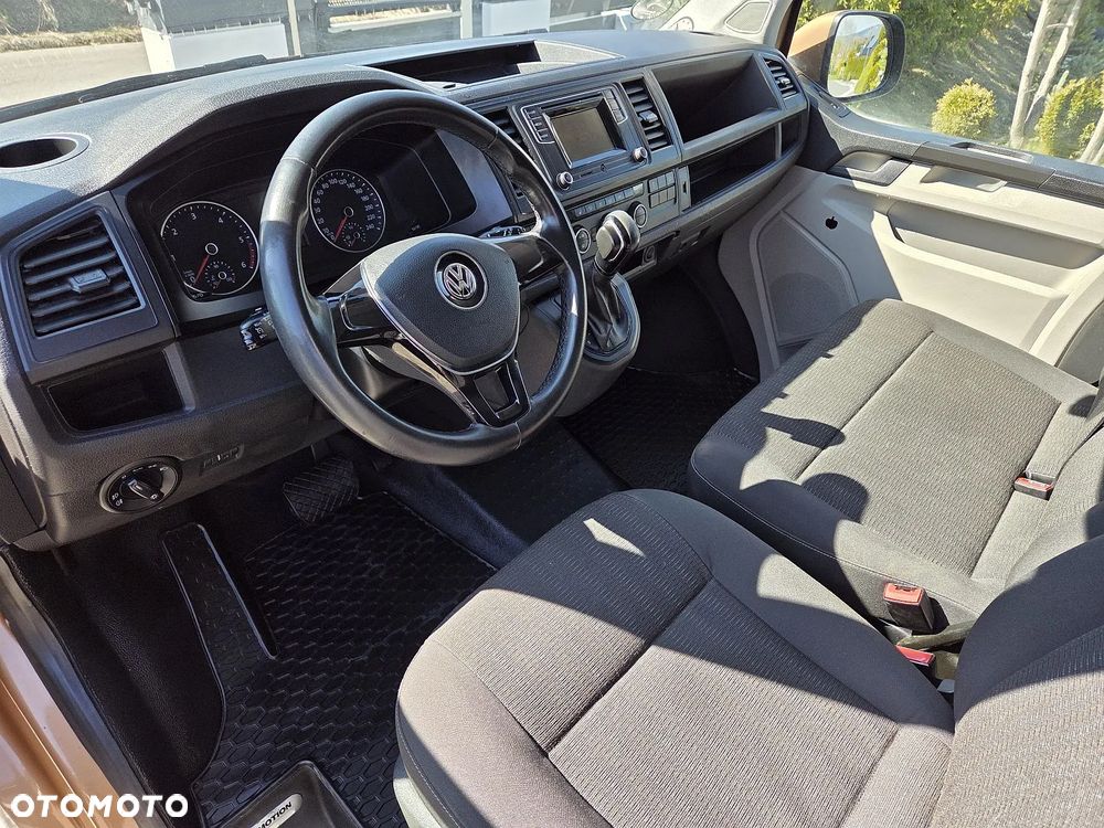 Volkswagen Caravelle 2.0 TDI L2 Comfortline 4Motion DSG - 11