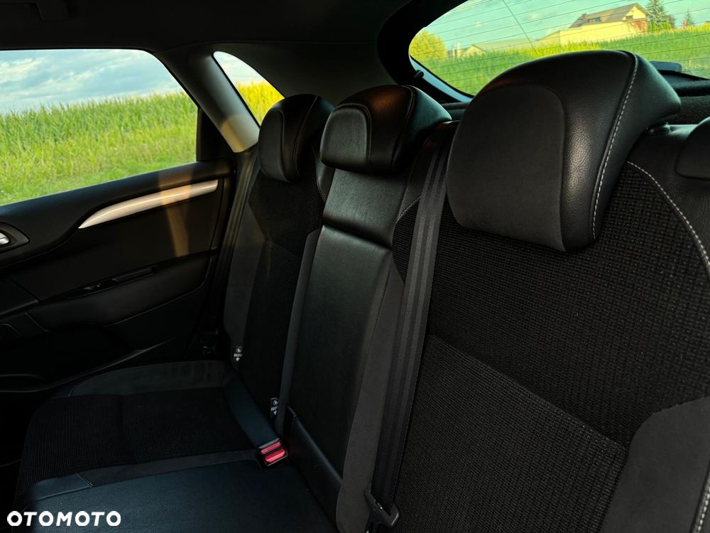 Citroën C4 1.6 VTi Exclusive - 9