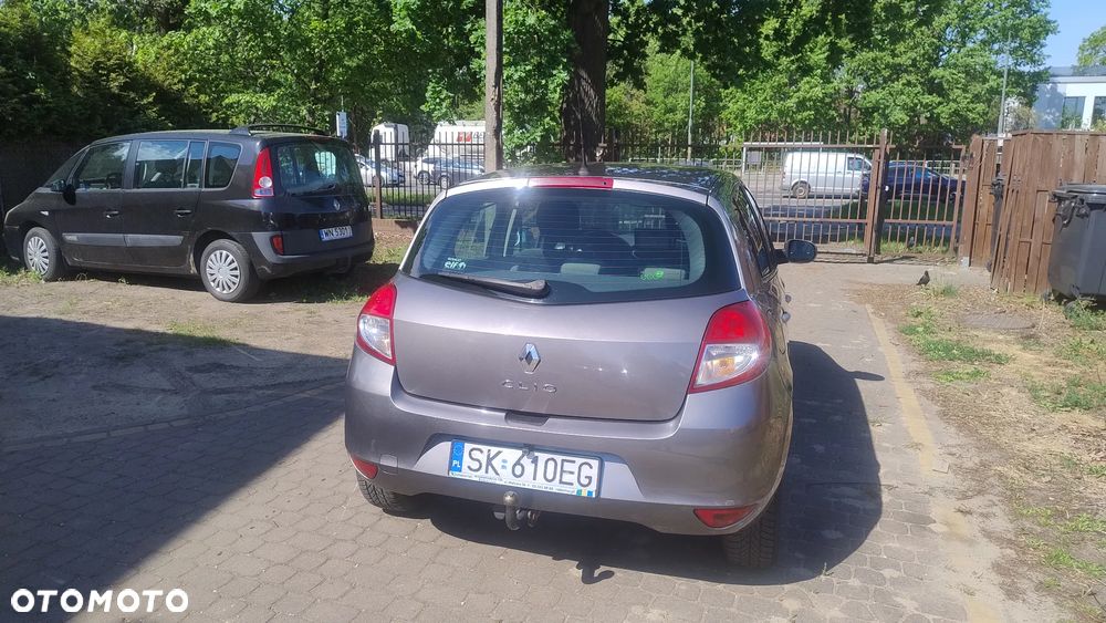Renault Clio 1.5 dCi Alize - 7