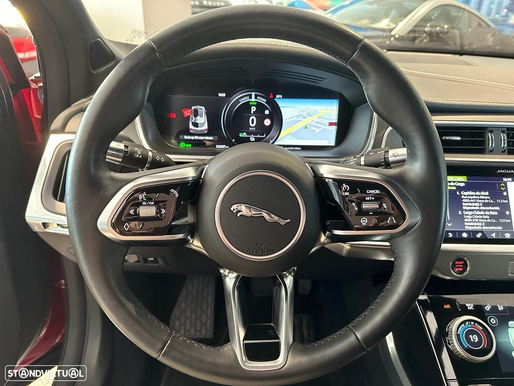 Jaguar I-Pace - 17