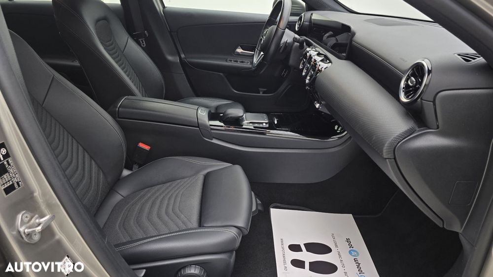 Mercedes-Benz A - 19