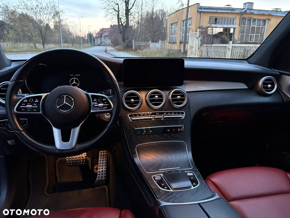 Mercedes-Benz GLC - 2