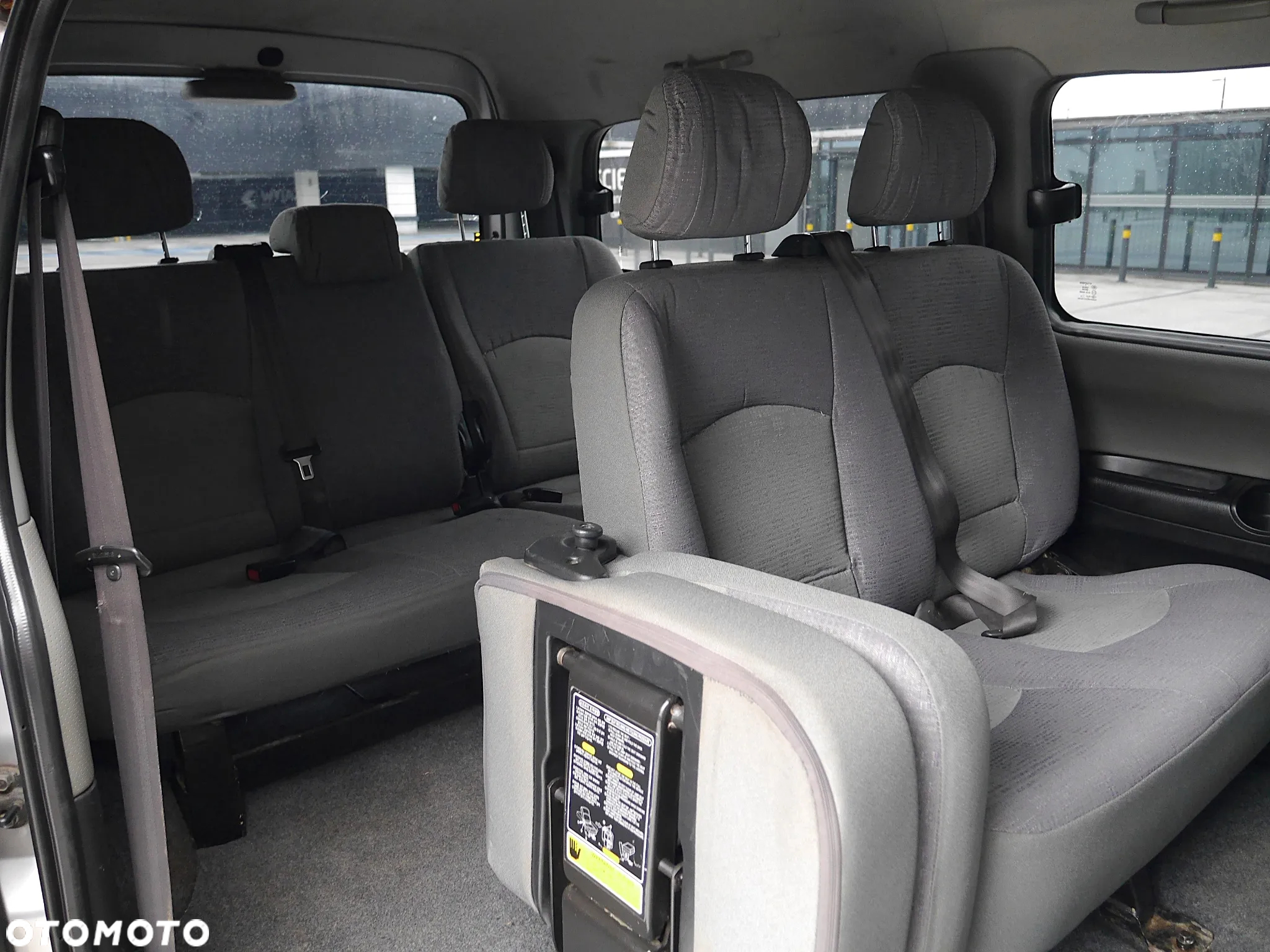 Hyundai H-1 2.5 CRDi Travel Family+ - 23