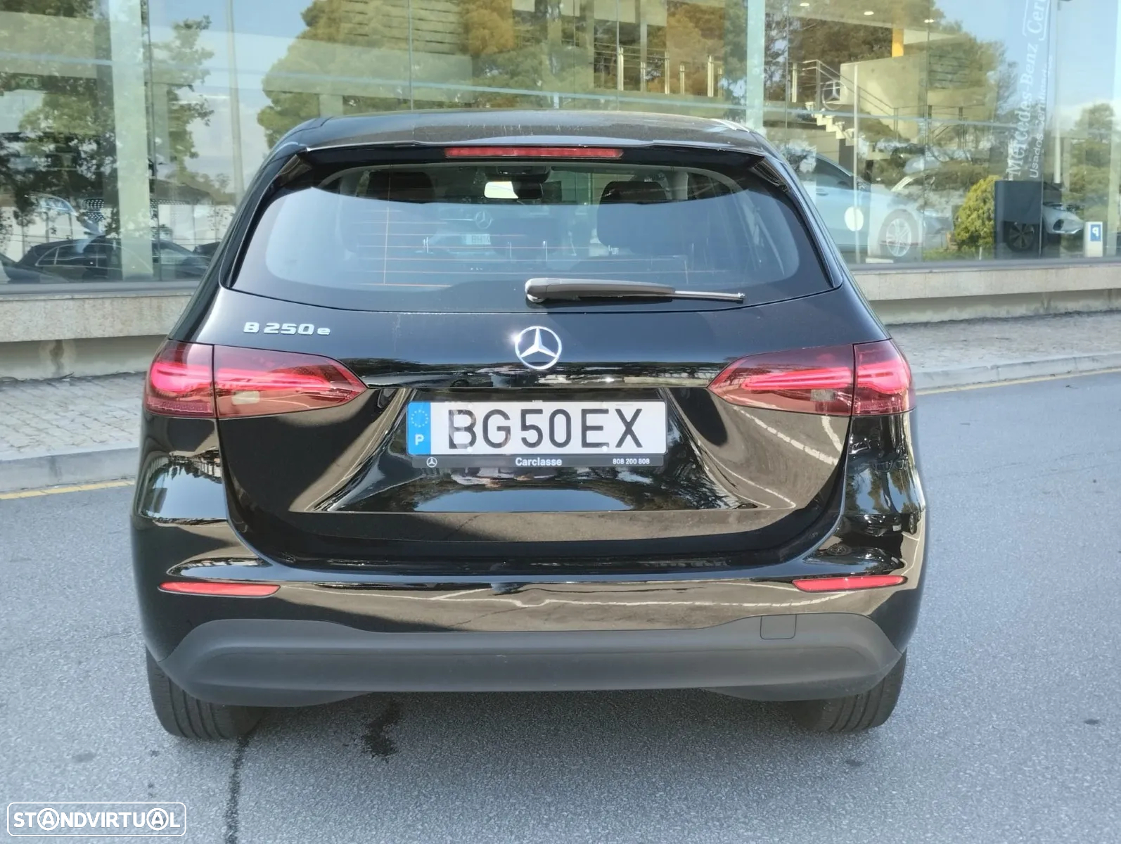 Mercedes-Benz B 250 e - 11
