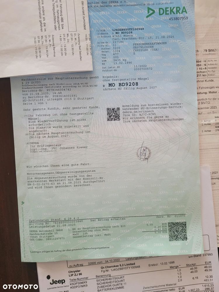 Jeep Grand Cherokee - 39