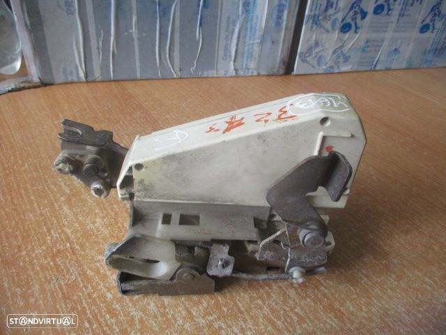 Fecho 91AG220A20BA FORD ESCORT 2000 1.6 90CV 5P AZUL FE 4 PINOS - 3