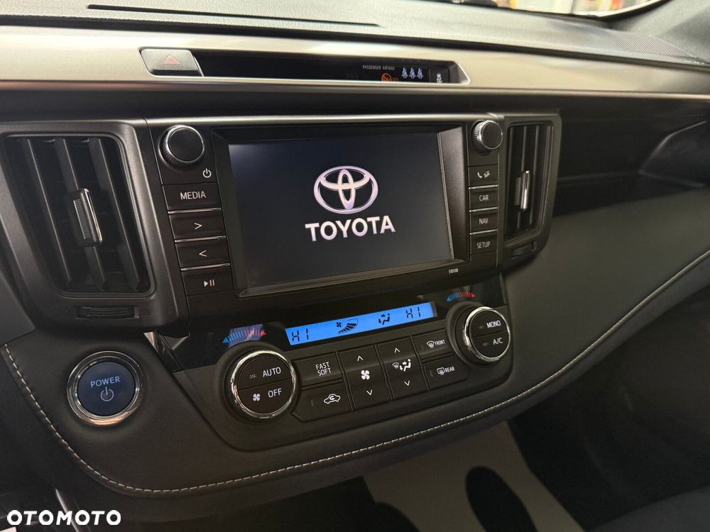Toyota RAV4 - 26