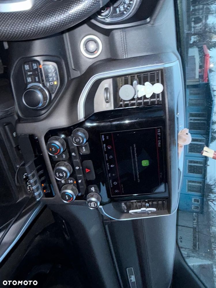 RAM 1500 - 9
