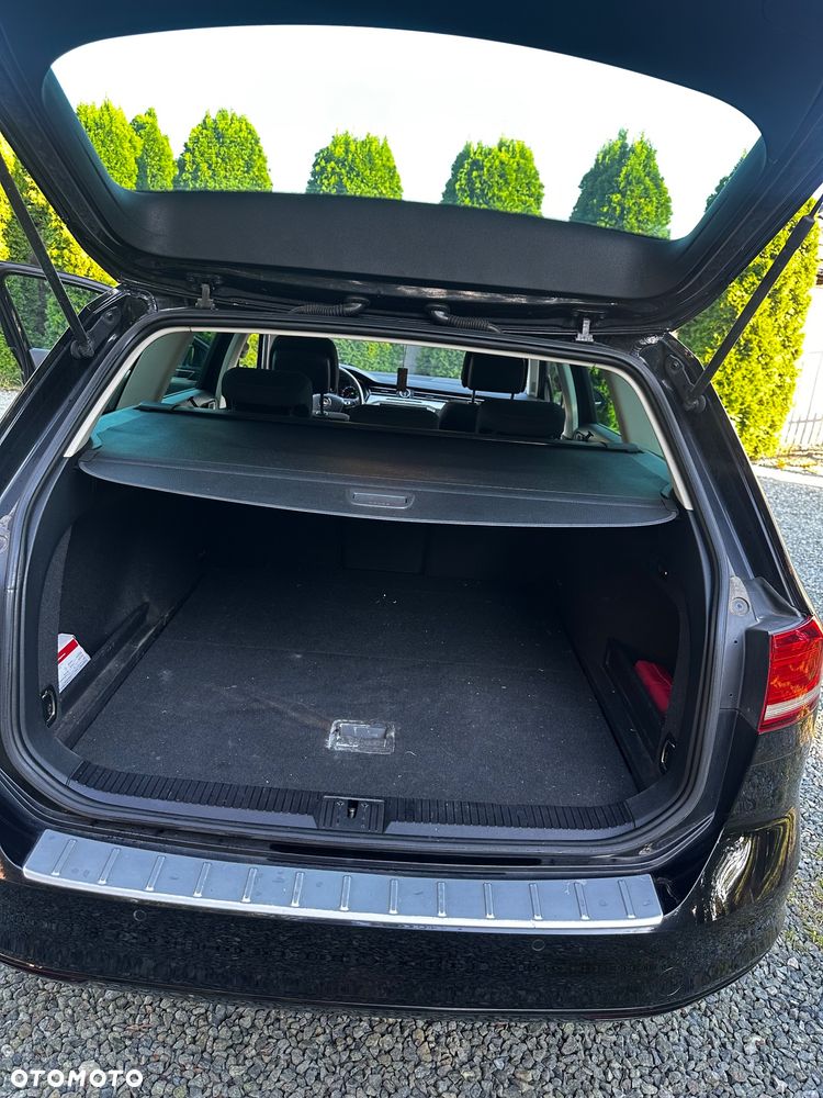 Volkswagen Passat 2.0 TDI BMT Comfortline DSG - 15
