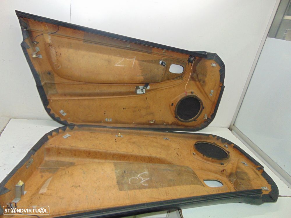 Mazda mx 3 quartelas das portas - 9