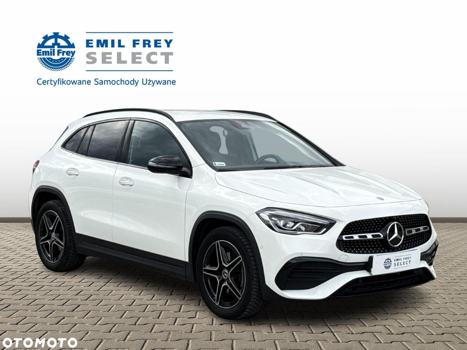Mercedes-Benz GLA - 7