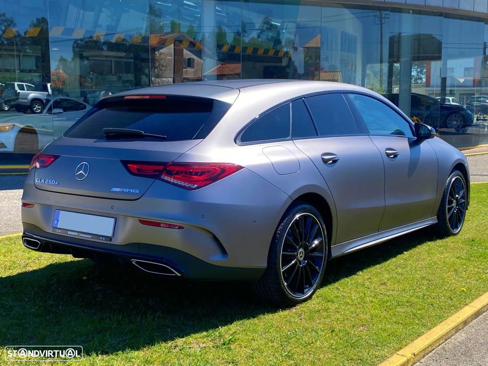 Mercedes-Benz CLA 250 e Shooting Brake AMG Line - 42