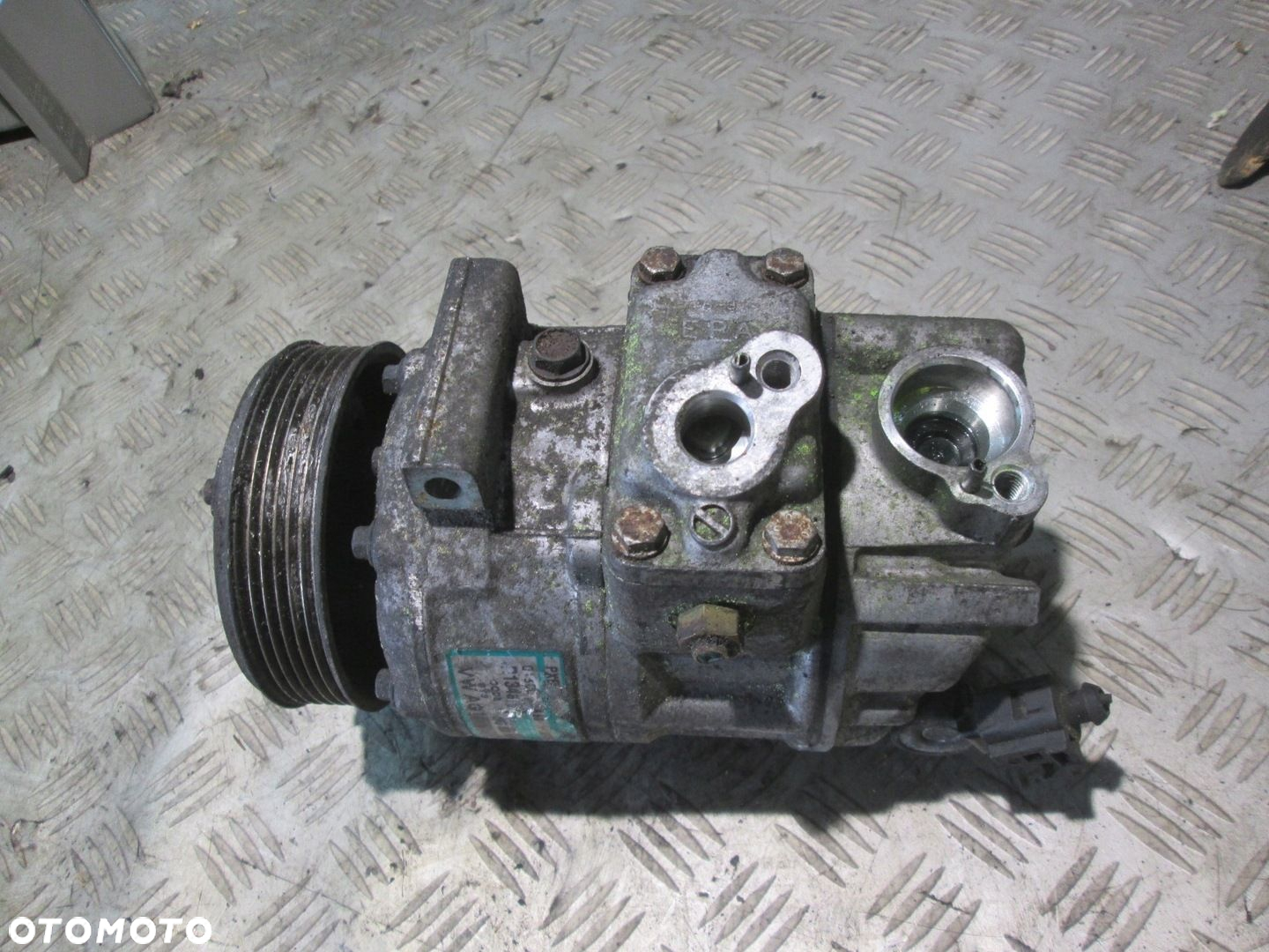 SPRĘŻARKA KLIMATYZACJI A3 8P GOLF V LEON II OCTAVIA II PASSAT B6 1K0820803Q - 3