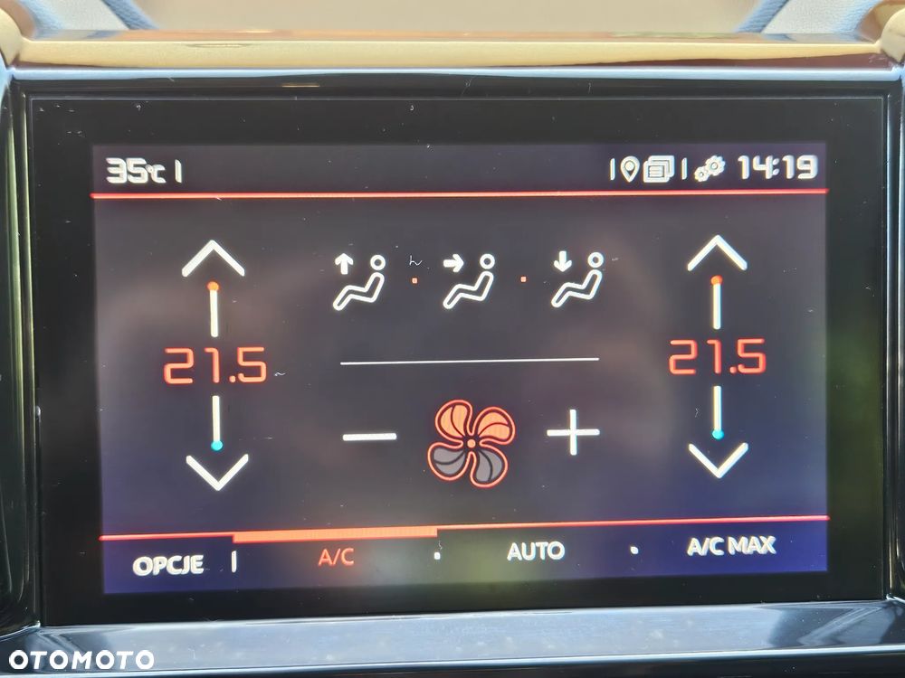 Citroën C5 Aircross 1.6 PureTech Live EAT8 - 33