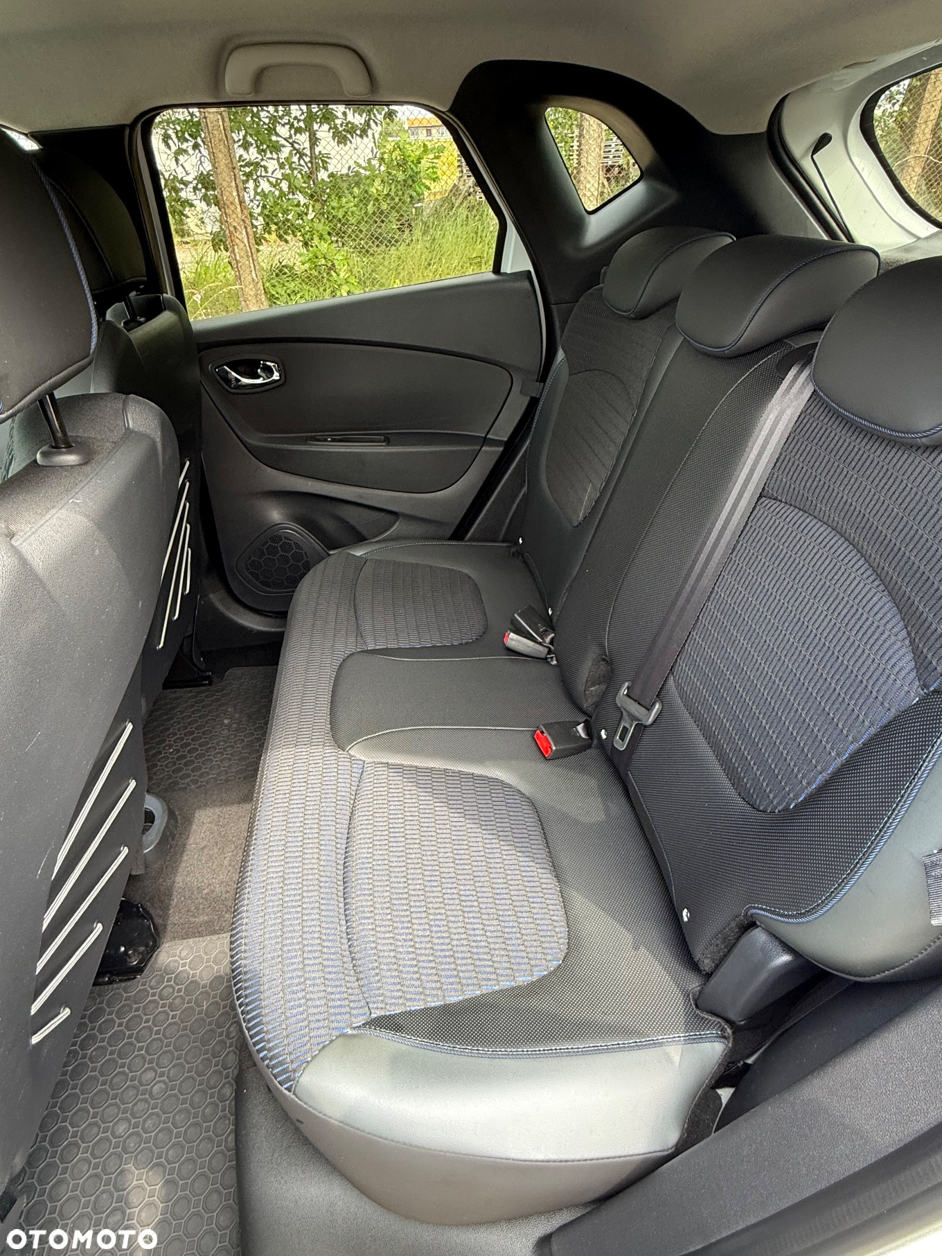 Renault Captur 1.2 Energy TCe Limited - 19