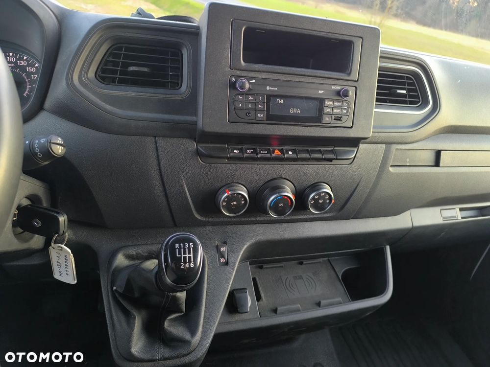Renault Master - 22