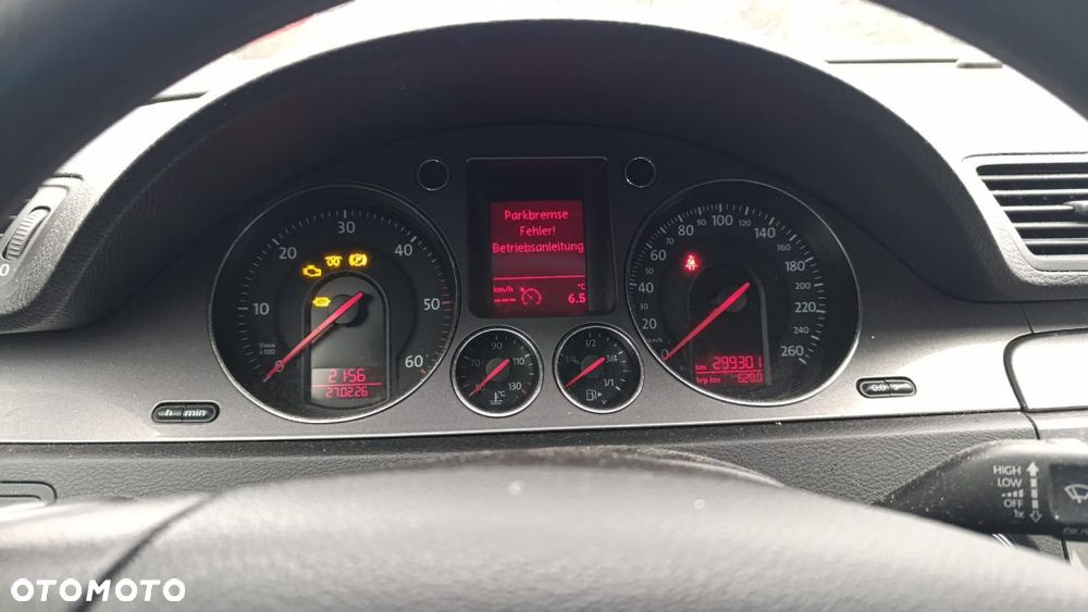 35892 VW passat b6 model od 06-10 silnik 2.0 TDI CBAB 140 km skrzynia KNS lakier LA7T - 8