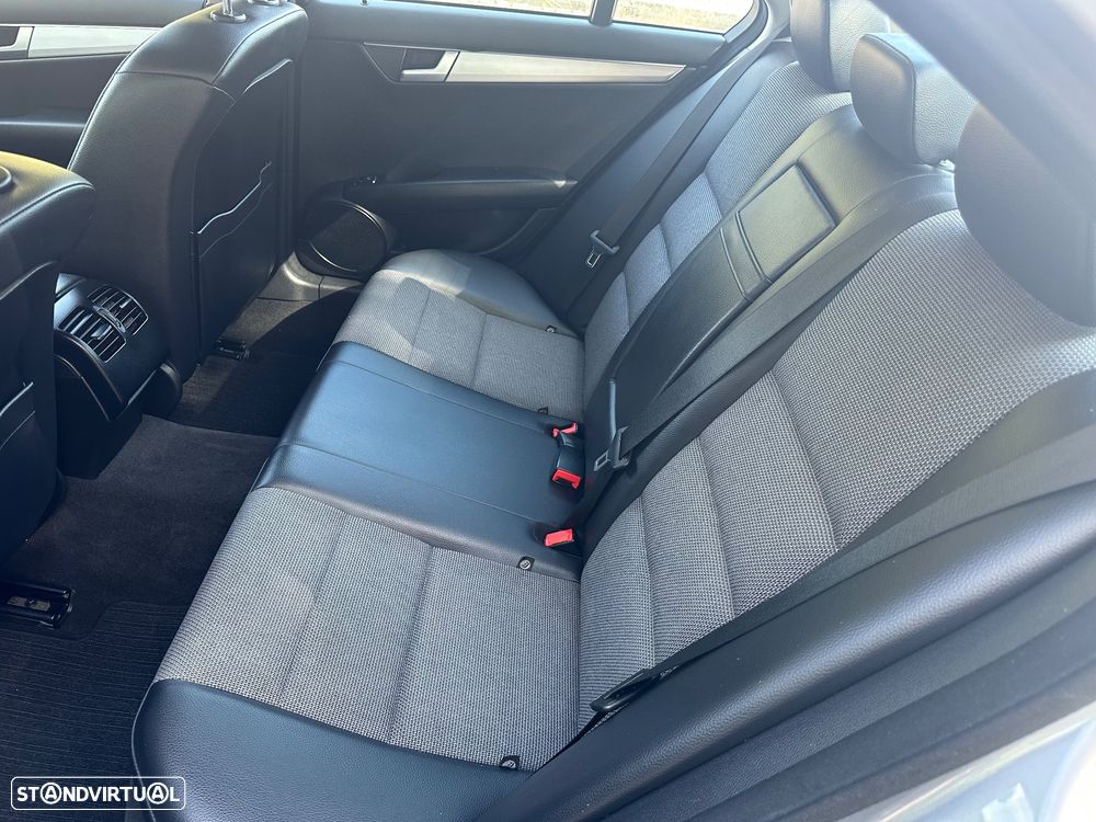 Mercedes-Benz C 220 CDI Avantgarde Edition - 17
