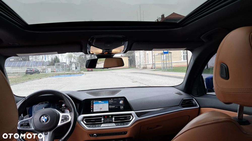 BMW Seria 3 330i M Sport - 16