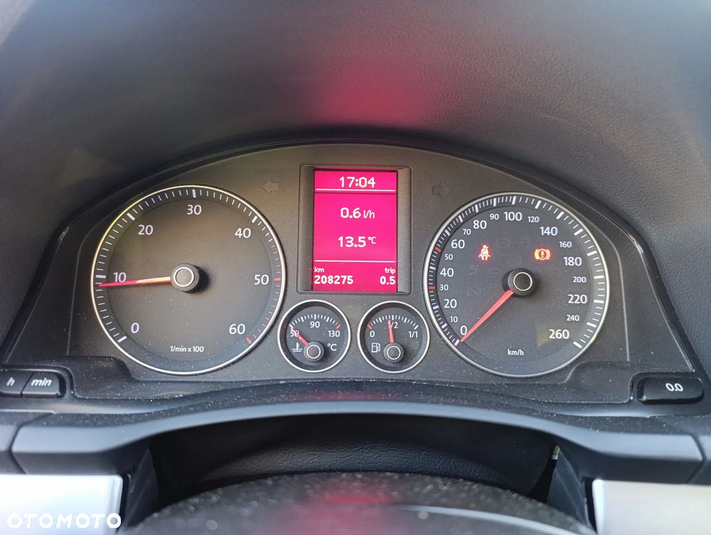 Volkswagen Golf 2.0 TDI DPF United - 6