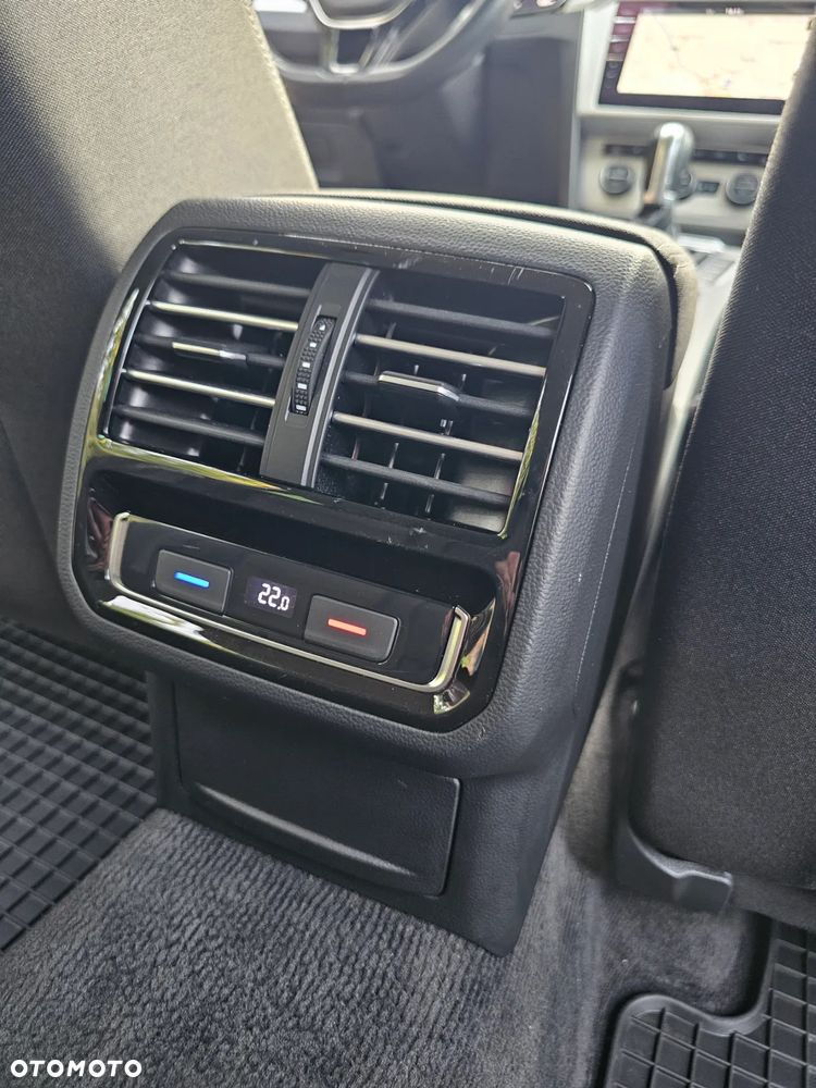Volkswagen Passat 2.0 TDI BMT Comfortline DSG - 28