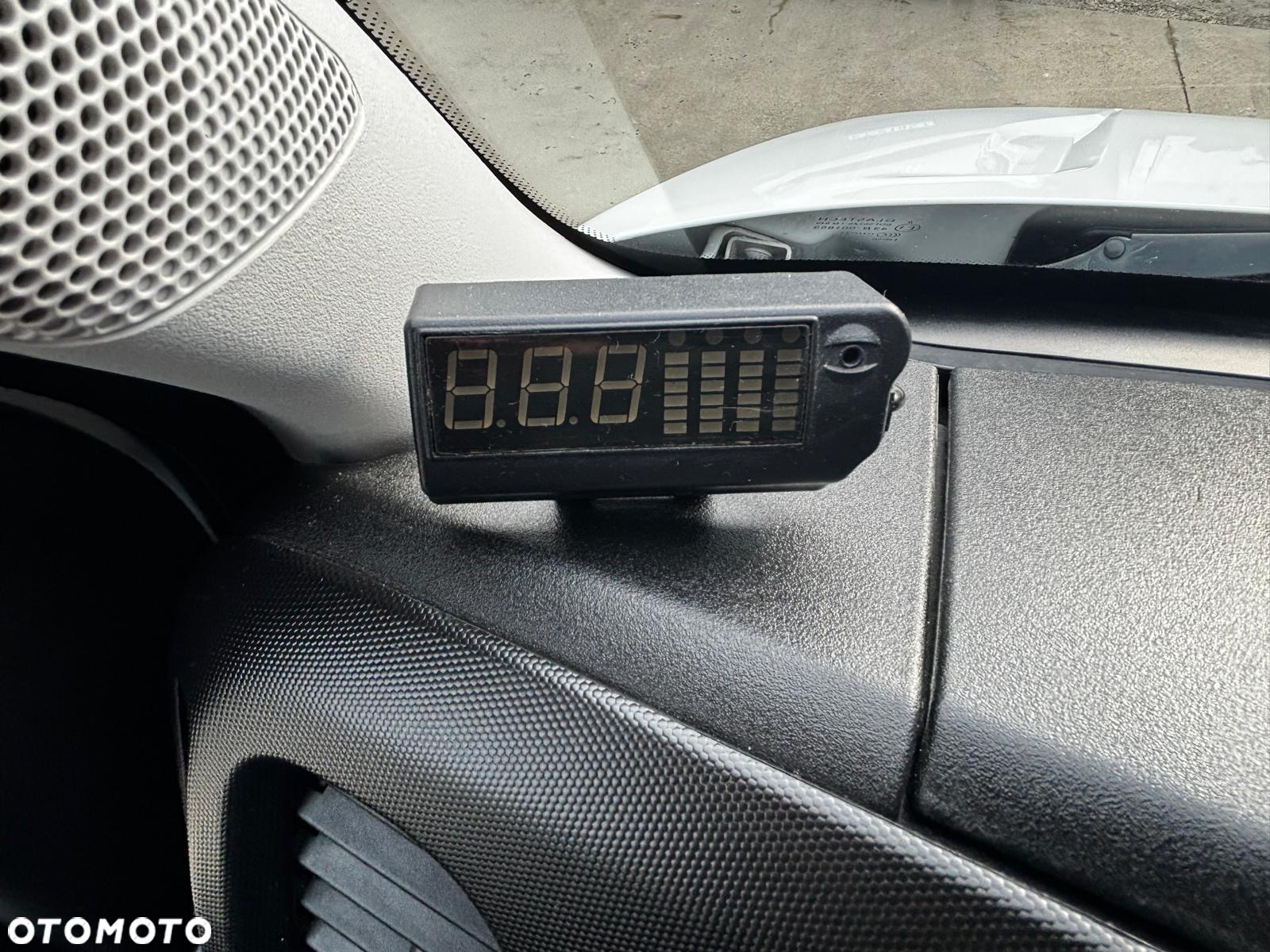 Iveco Daily 35C14 Kontener 8 Palet - 12