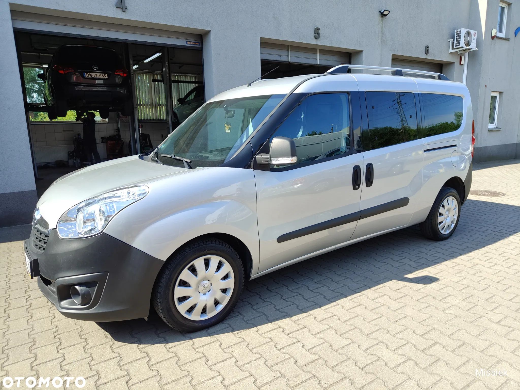 Opel Combo Tour 1.6 CDTI Enjoy - 1