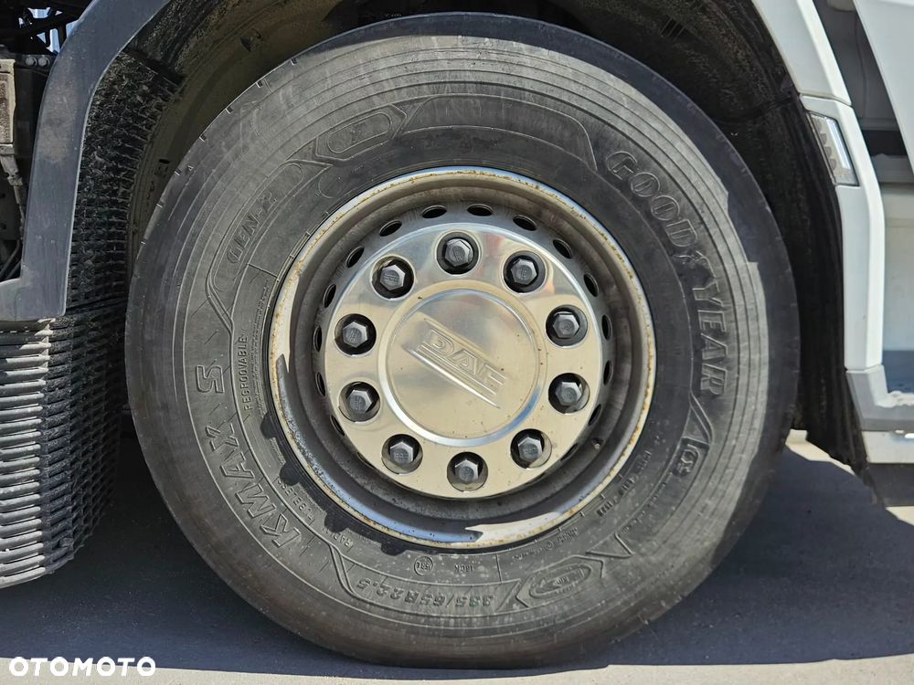 DAF XG+ - 12