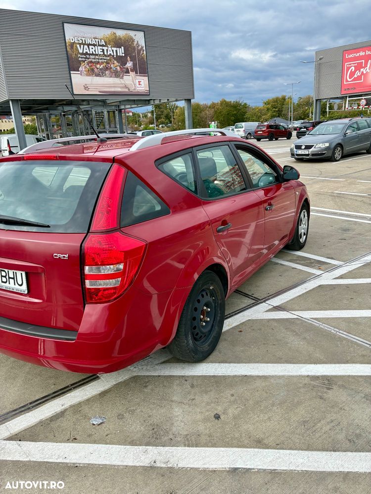 Kia Ceed 1.6 CRDi SW EX - 4