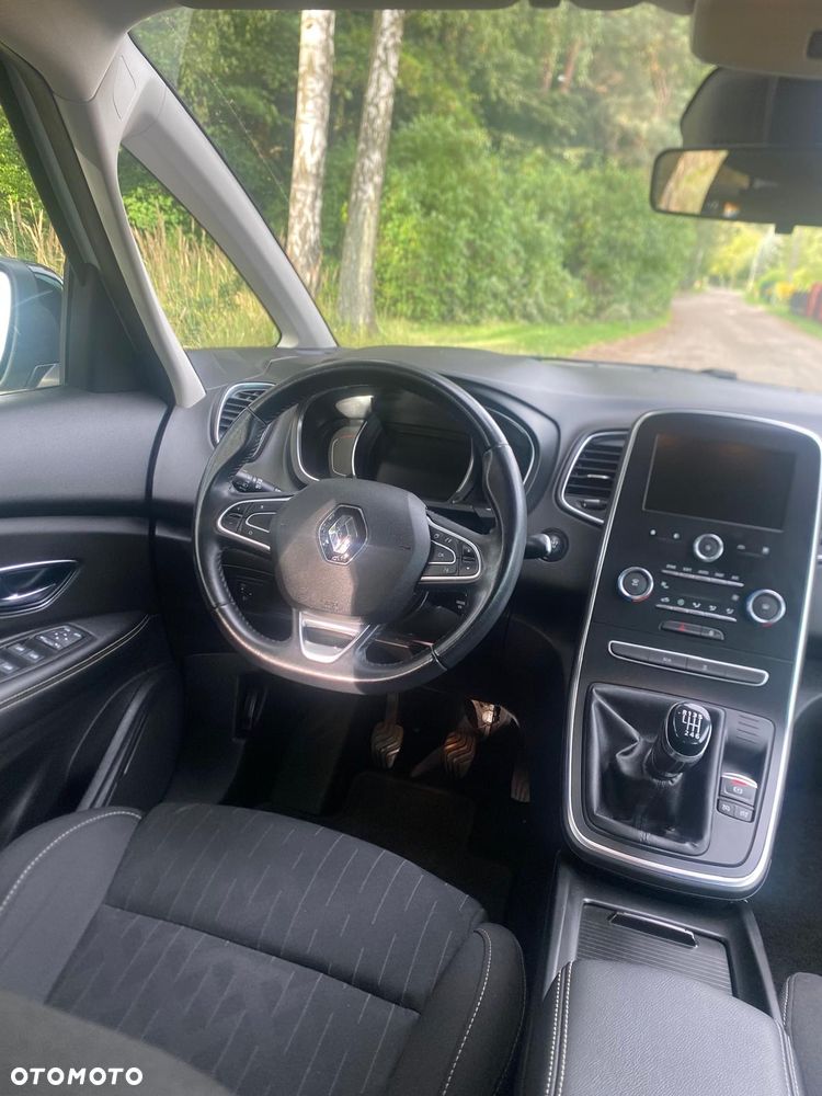 Renault Scenic ENERGY TCe 140 LIMITED - 8