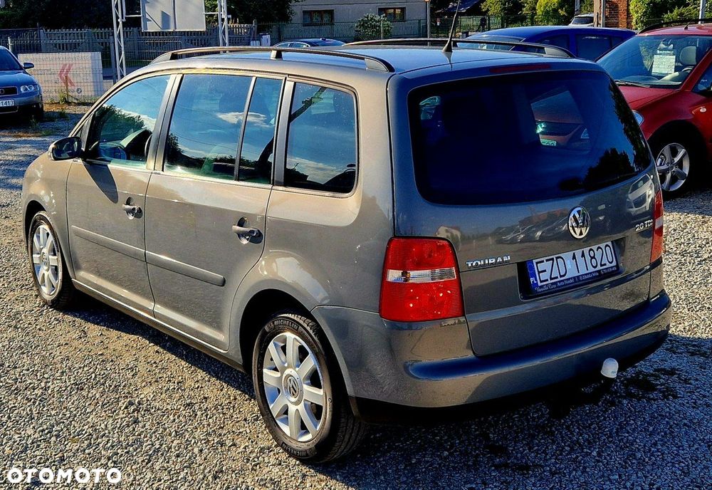 Volkswagen Touran 2.0 TDI Q-Line - 31