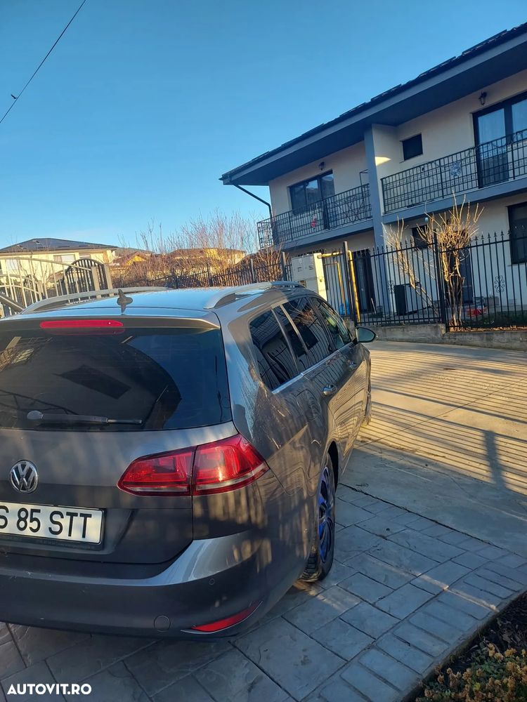 Volkswagen Golf 2.0 TDI BlueMotion Technology DSG Edition - 4