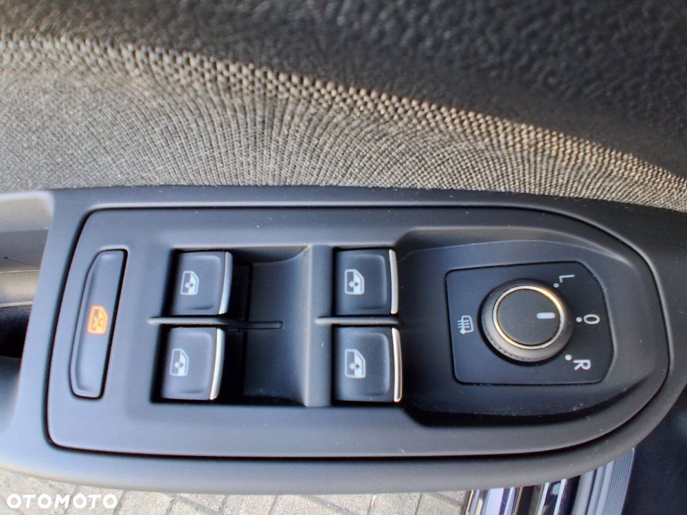 Volkswagen Golf 1.5 TSI EVO Life - 23