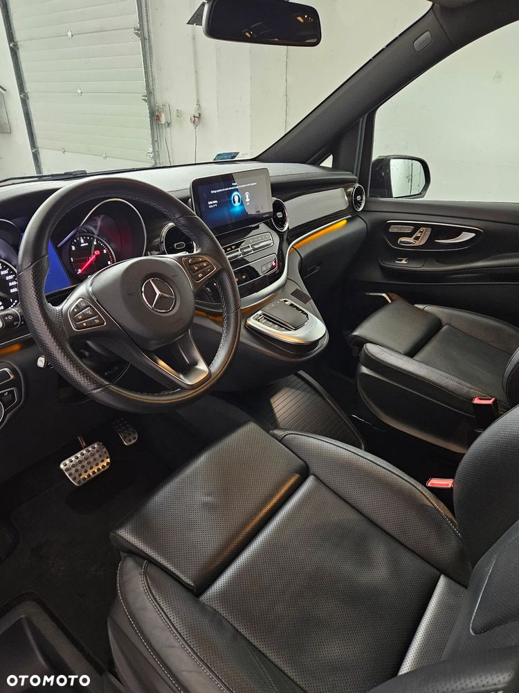 Mercedes-Benz Klasa V 300 d 4-Matic Avantgarde 9G-Tronic (d³ugi) - 19