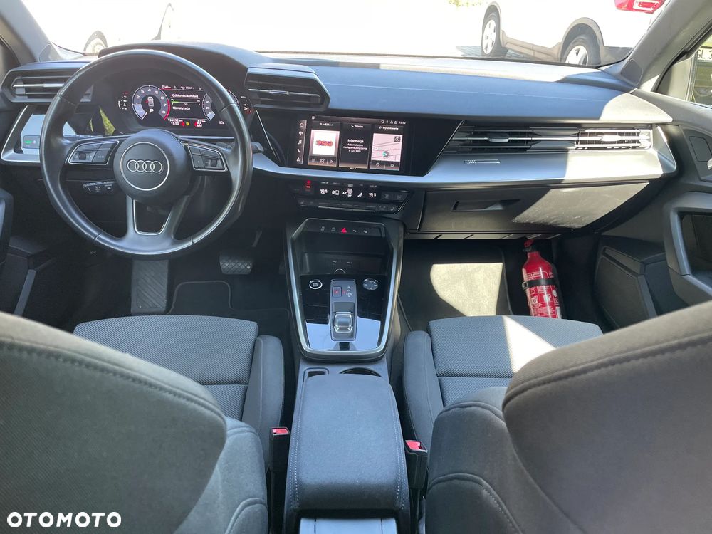 Audi A3 Limousine 30 TFSI mHEV S Line S tronic - 16