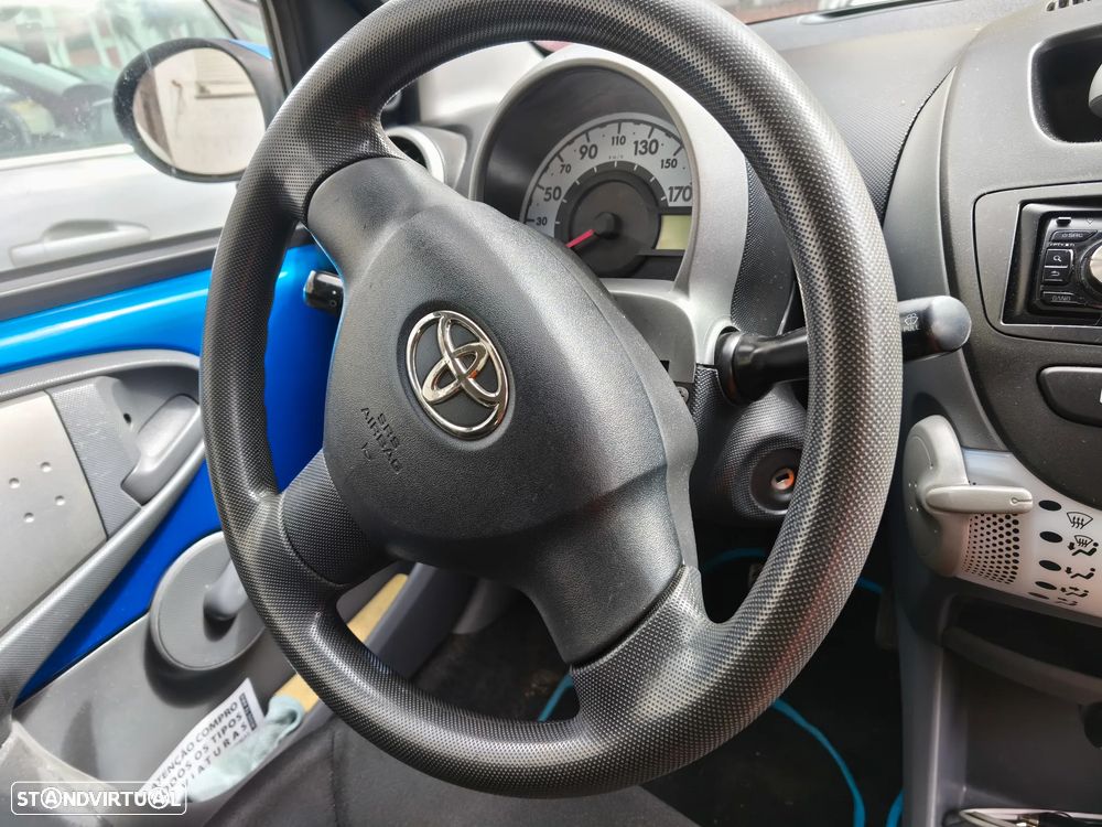 Toyota Aygo Standard - 9