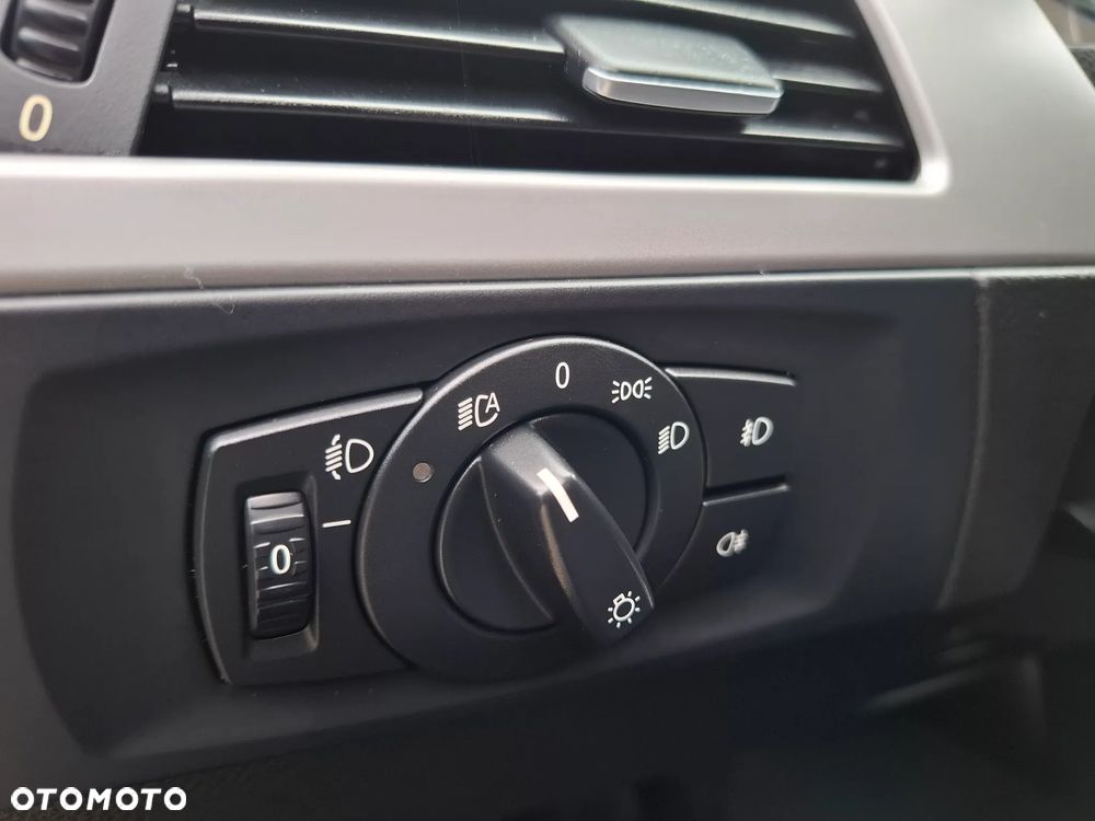 BMW Seria 3 - 24