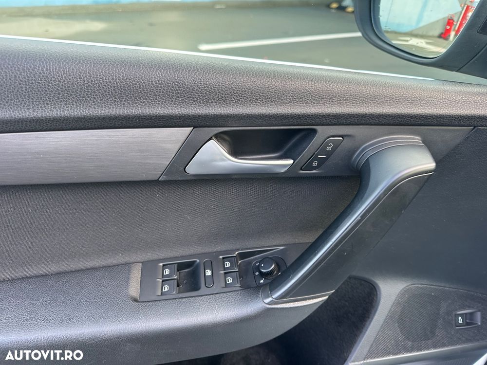 Volkswagen Passat Variant 2.0 TDI 4Motion BlueMotion Technology DSG Comfortline - 19